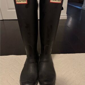 Hunter Classic Black Footwear